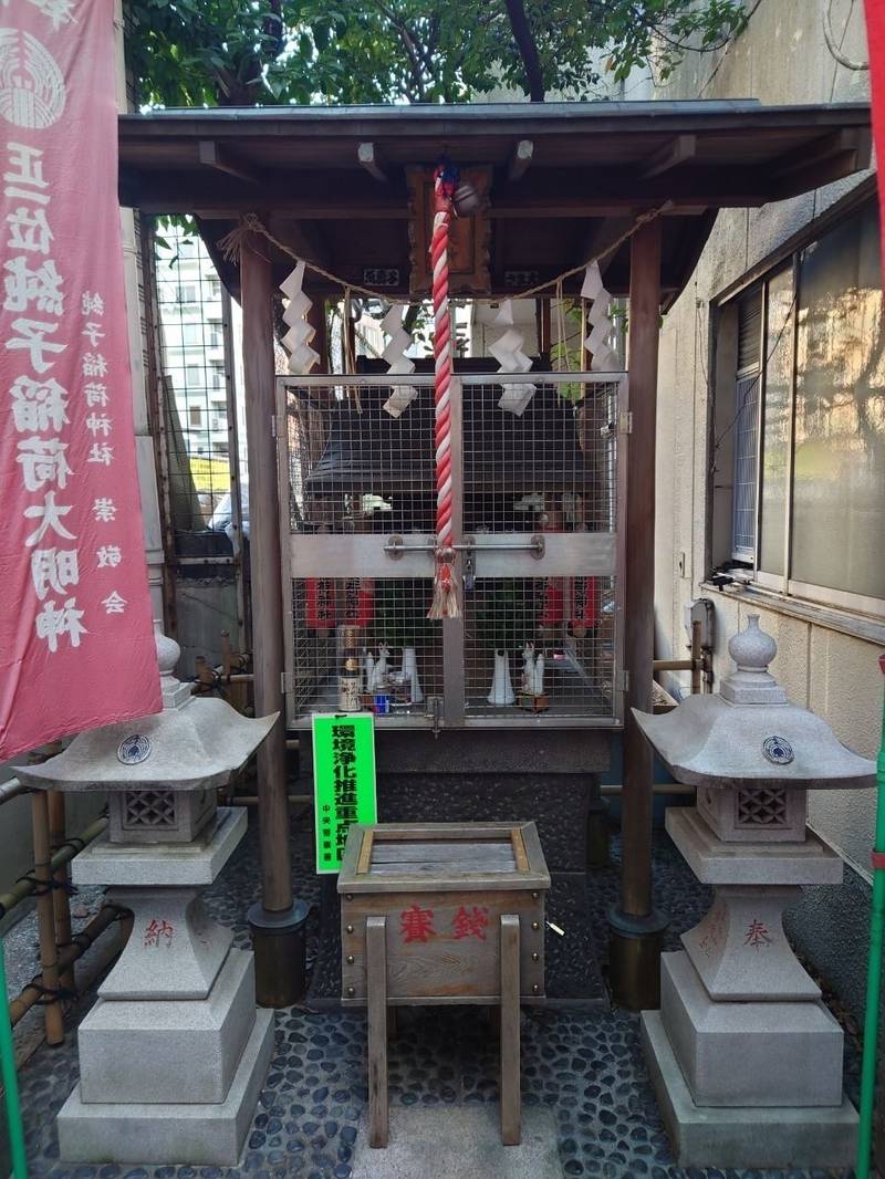 純子稲荷神社,東京都中央区日本橋茅場町3-13-6