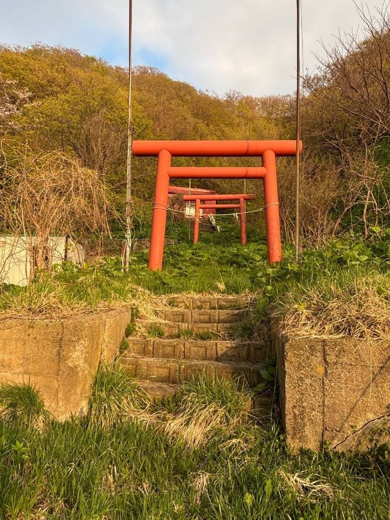 元浦稲荷神社,北海道久遠郡せたな町瀬棚区元浦234番地
