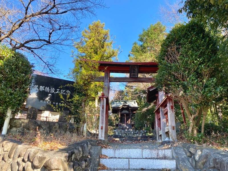 八幡神社   (秩父市久那),埼玉県秩父市久那２０３５−１