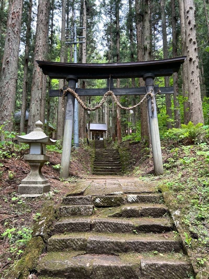 青鬼神社,長野県北安曇郡白馬村北城１７４４６