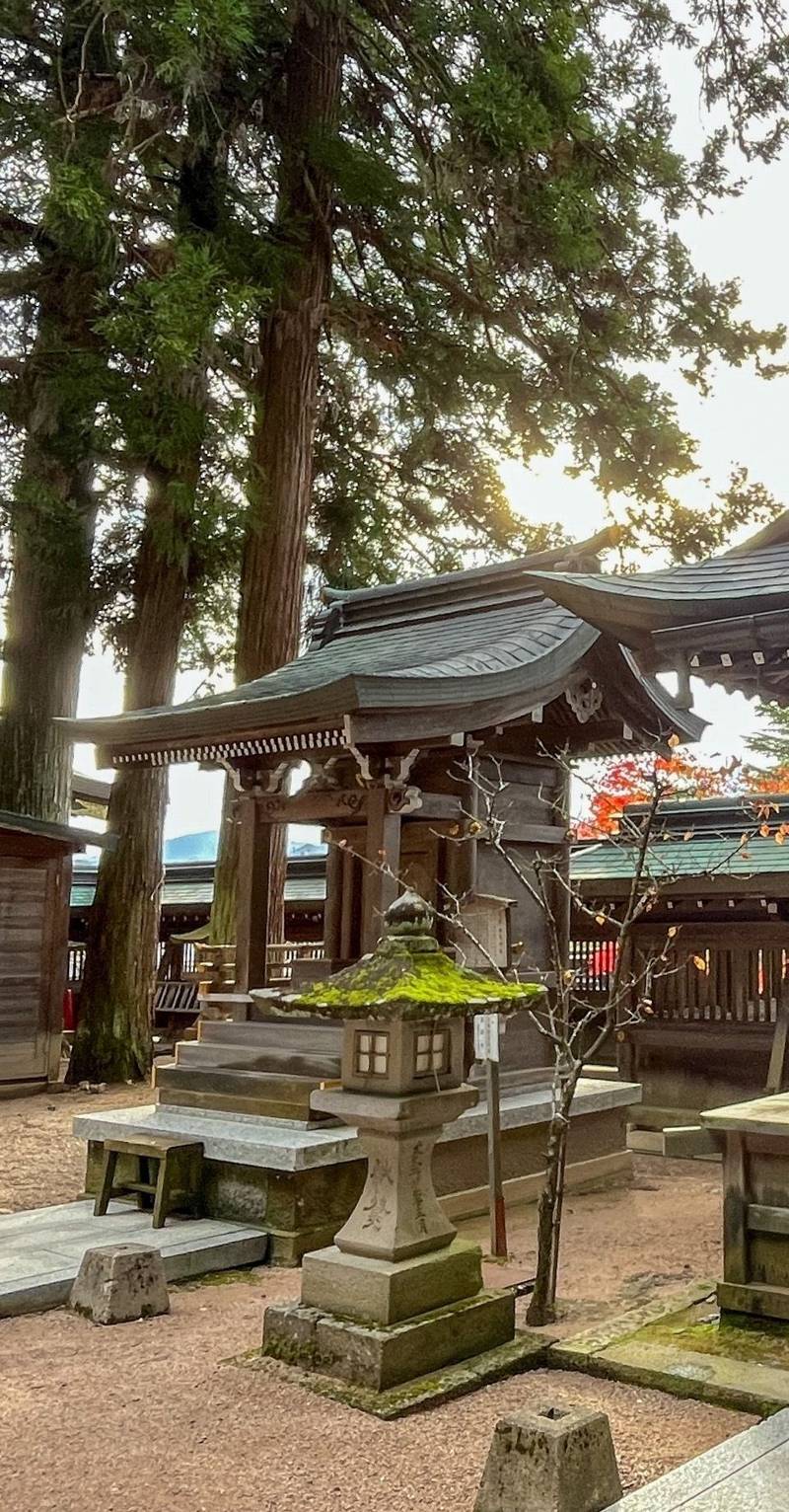 照﨑神社,岐阜県高山市桜町178