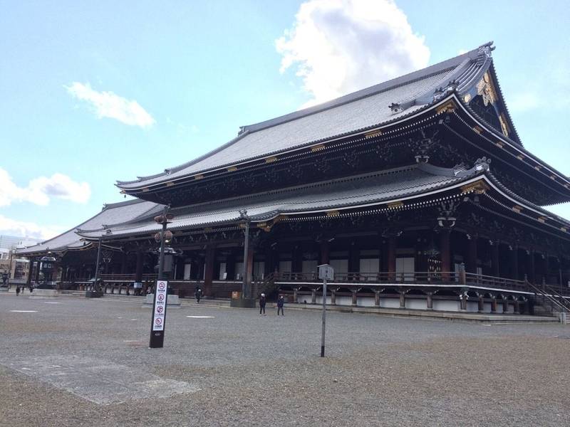 東本願寺 京都市 京都府 の見どころ 巨大な御影堂 By 春日野 Omairi おまいり