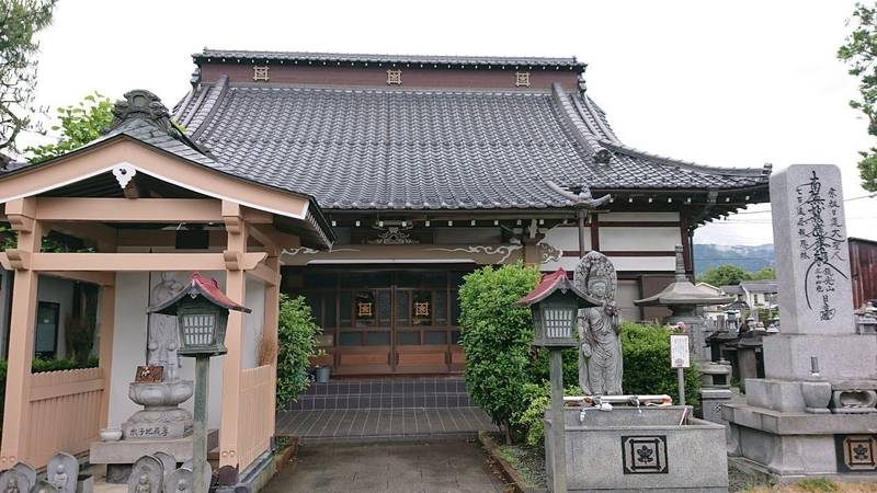 実成寺,山梨県南アルプス市荊沢331