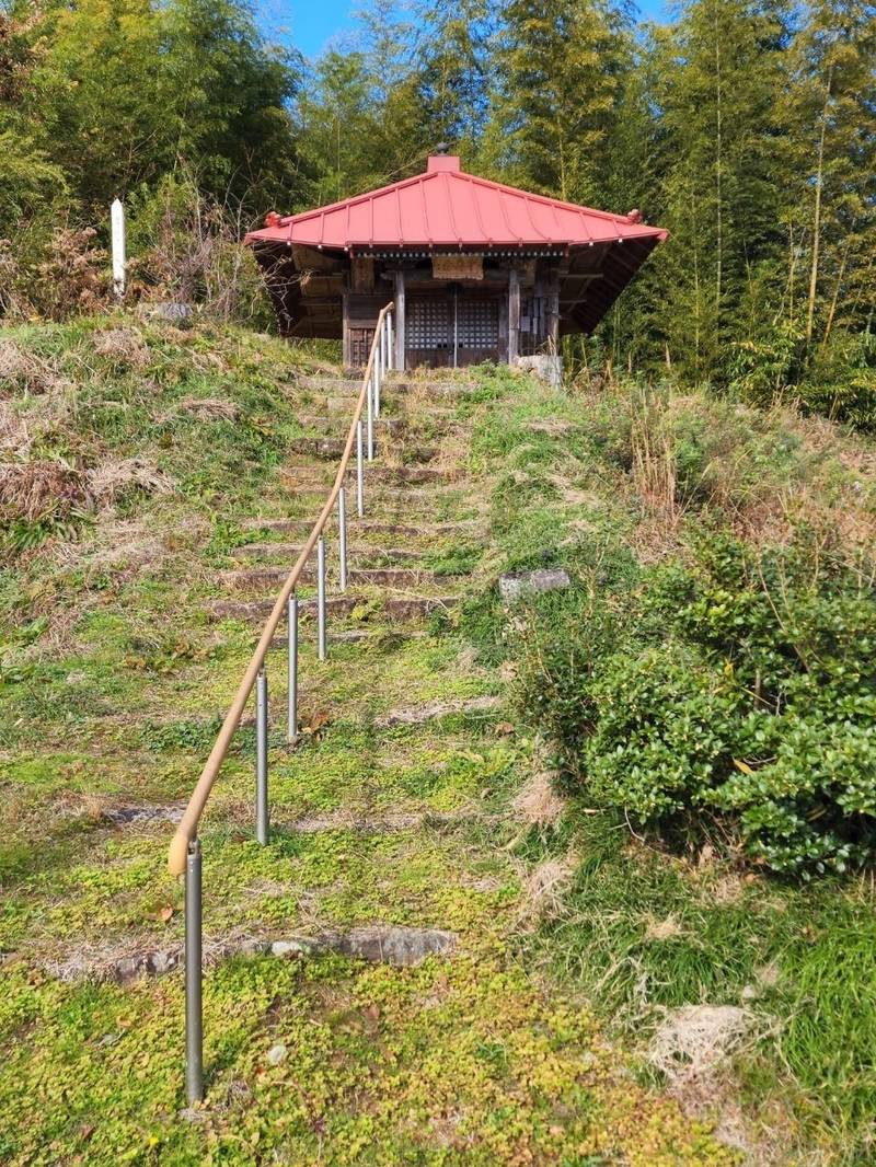 千尋寺観音堂,福島県伊達市霊山町掛田字千尋55