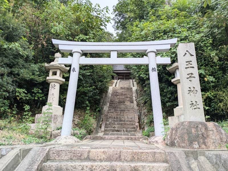 柳谷八王子神社,兵庫県神戸市北区八多町柳谷1090