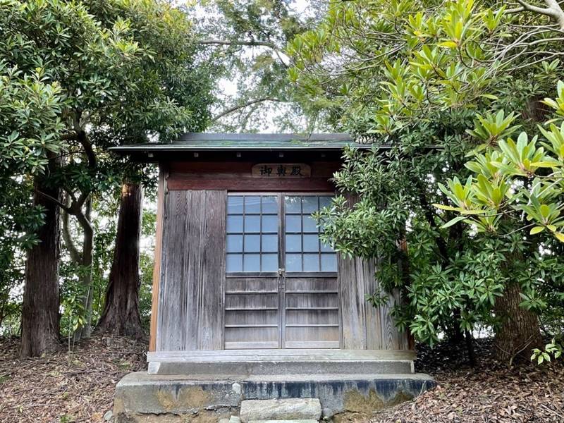 九連神社,静岡県沼津市西浦久連１