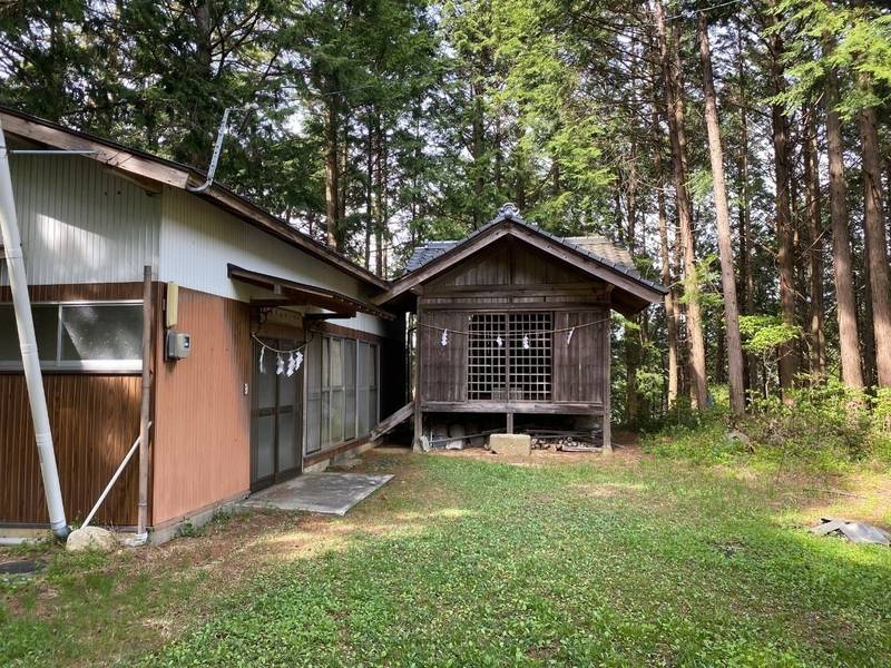 秋葉山神社   (下久堅柿野沢),長野県飯田市下久堅柿野沢3031-8
