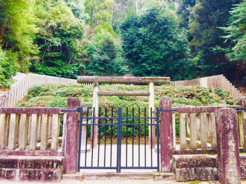 檜尾陵  (後村上天皇陵)