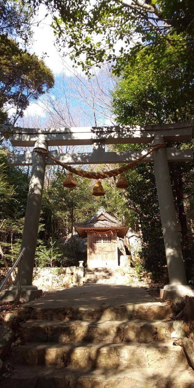 伊寶石神社,愛知県豊橋市大岩町字北元屋敷57