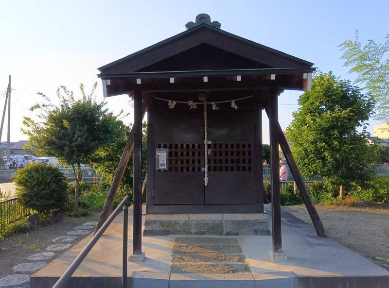 三柱神社,埼玉県草加市神明1-6-6