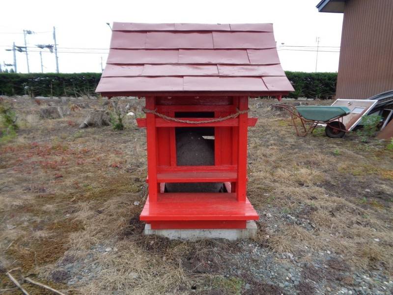 儀兵平稲荷神社,青森県十和田市三本木野崎