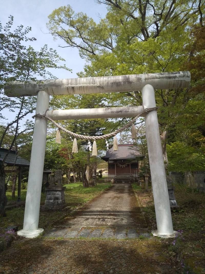 金山八幡神社,山形県最上郡金山町金山３２８−９