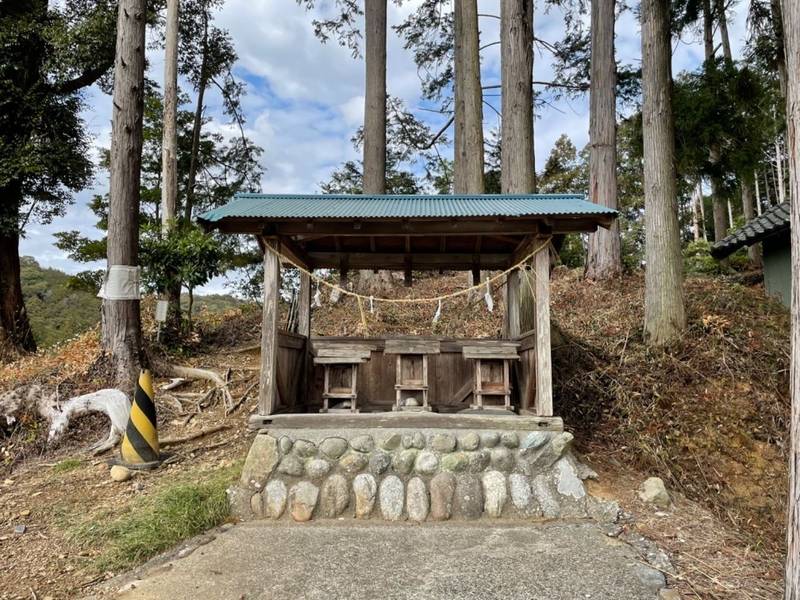 野部神社,静岡県磐田市上野部１０３４