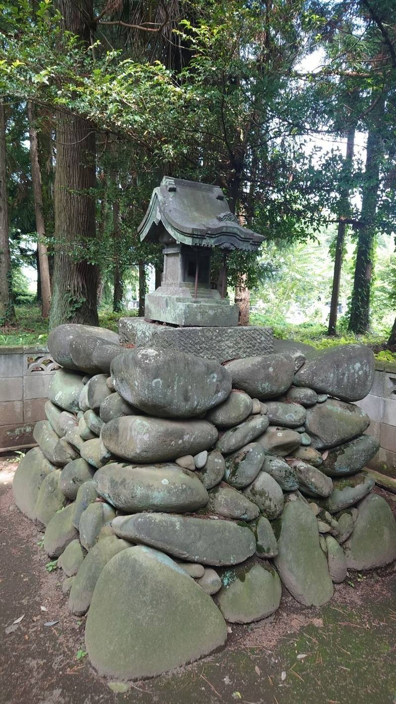 中野谷神社,群馬県安中市中野谷２０６９番地
