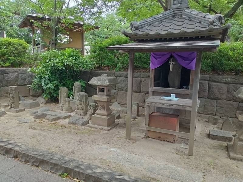 神明社,千葉県千葉市中央区亥鼻１丁目５−６