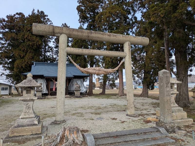 豊里神社,山形県長井市時庭３７５