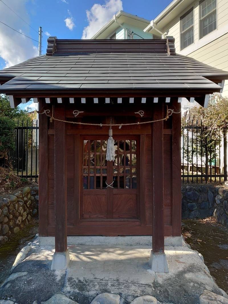 久昌稲荷大明神,東京都町田市高ヶ坂5-6-38
