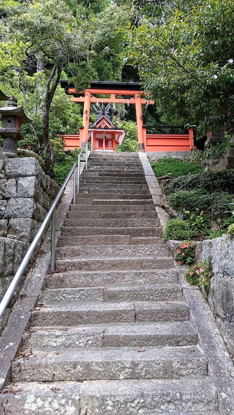 東鳴川観音講,奈良県奈良市東鳴川町31
