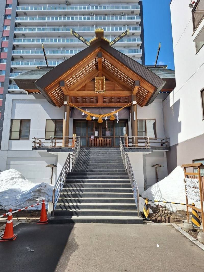 札幌祖霊神社,北海道札幌市中央区南5条西8丁目1