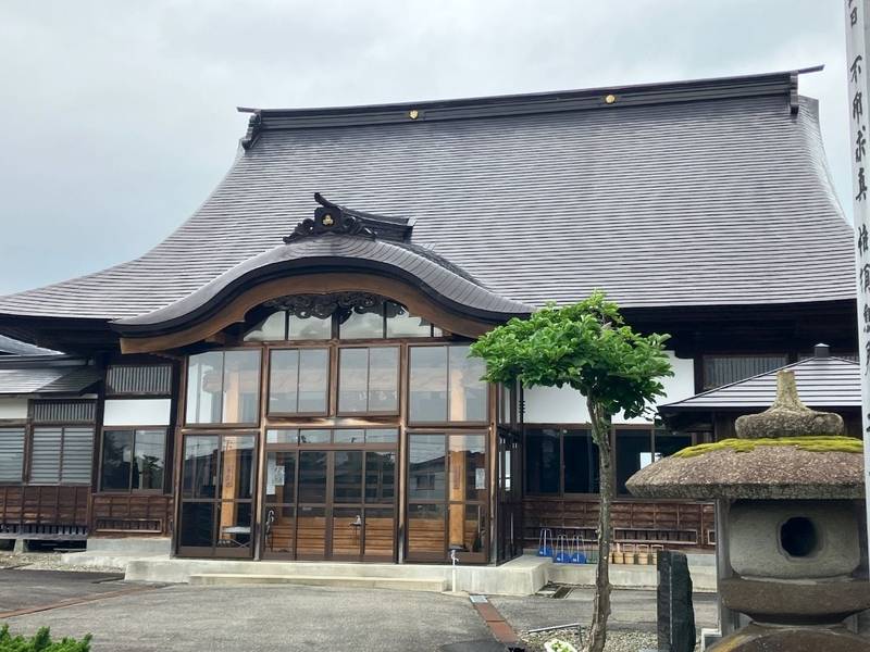 永泉寺,秋田県仙北郡美郷町六郷八百刈１１３