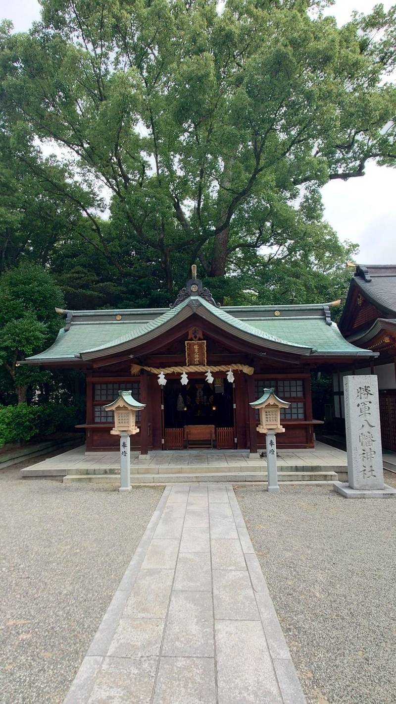勝軍八幡神社,愛媛県松山市居相2-2-1