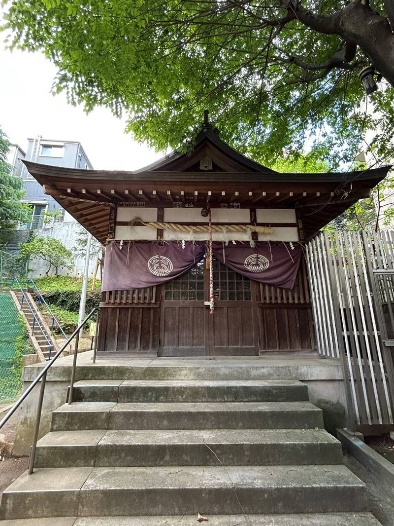 出世稲荷神社         (春日稲荷神社),東京都文京区本郷1-33-17
