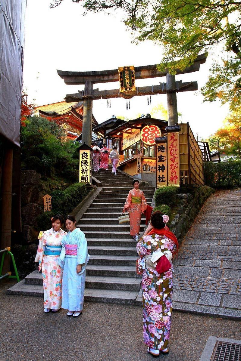 地主神社,見どころ,リンタロス