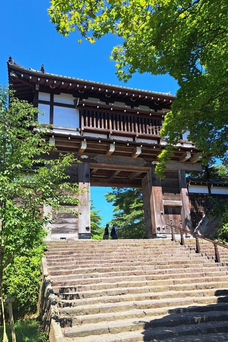 八幡秋田神社,秋田県秋田市千秋公園1-8