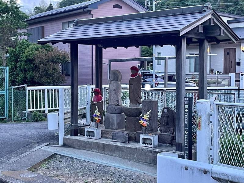 日島橋石仏群,神奈川県横浜市緑区長津田町3921