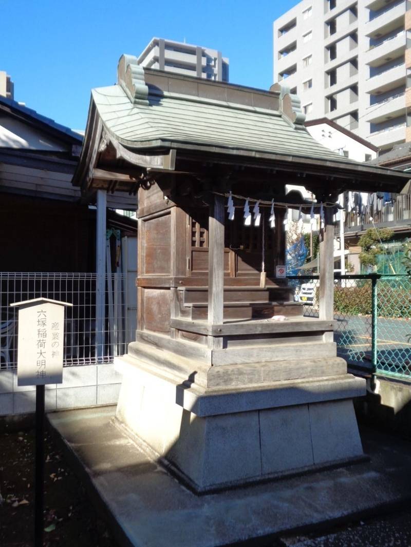 六塚稲荷神社,埼玉県川越市菅原町９