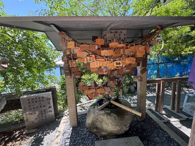 湊三嶋大明神社,愛媛県松山市港山町1925