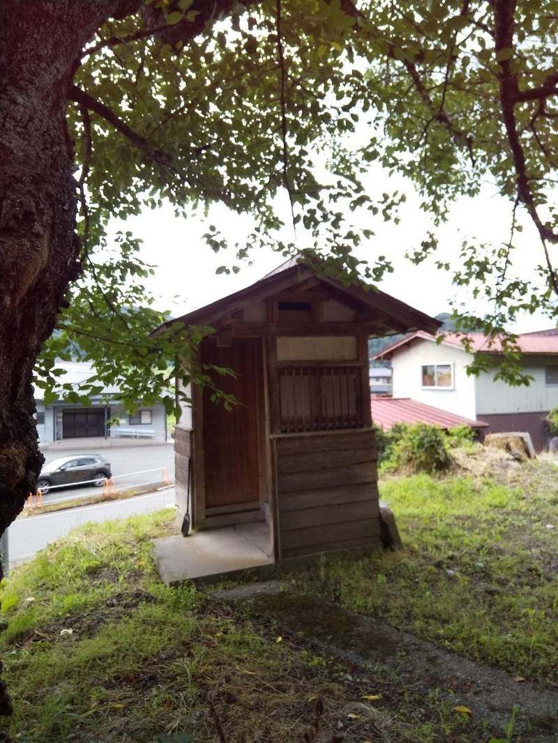 福寿院,山形県西村山郡朝日町中沢５８５−１