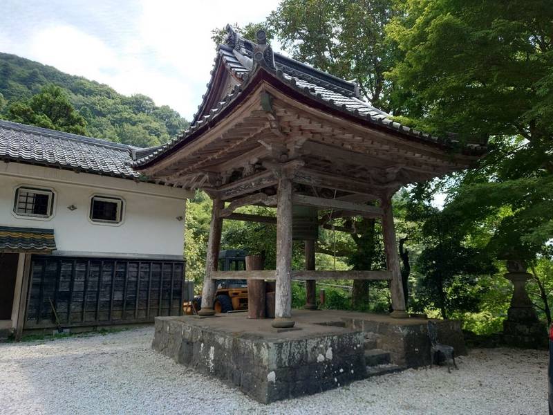 悉地院,滋賀県米原市上野1