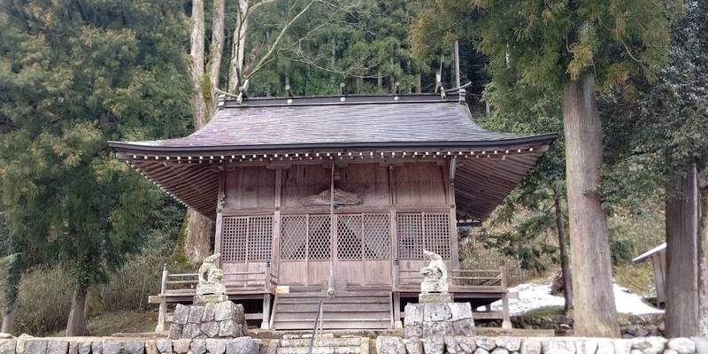 足鹿神社,兵庫県朝来市八代２２９