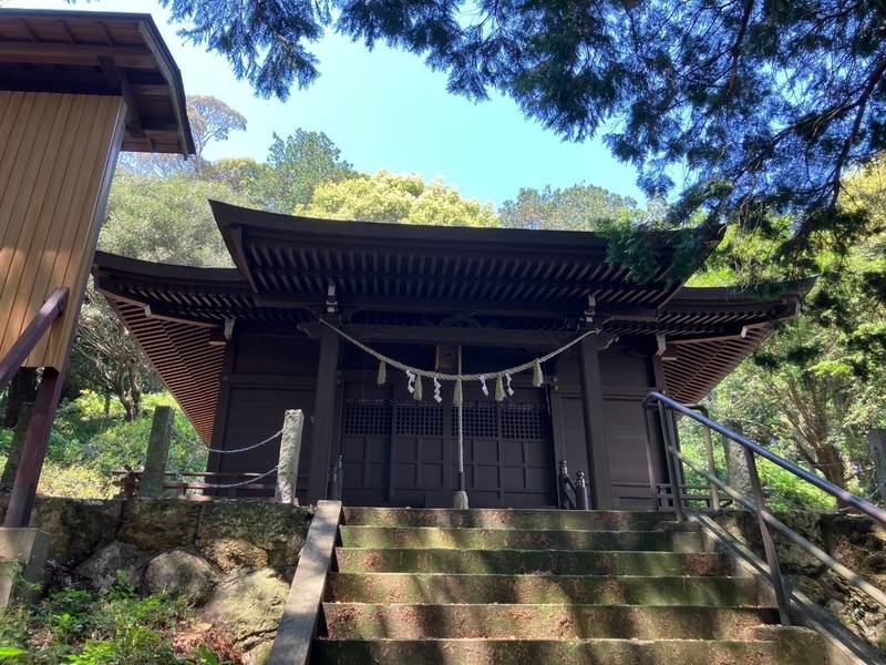 白山神社  (三ヶ日町津々崎),静岡県浜松市北区三ヶ日町津々崎２２２