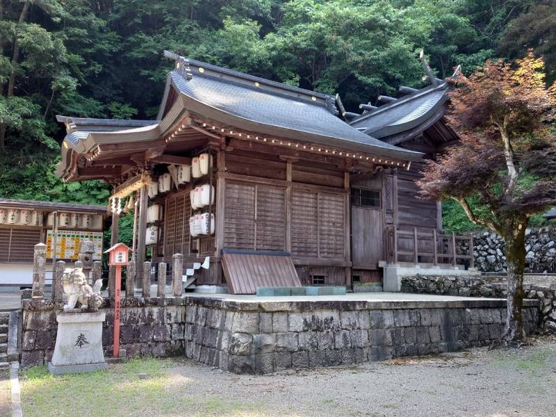 若宮神社,京都府綾部市上野町藤山1-2