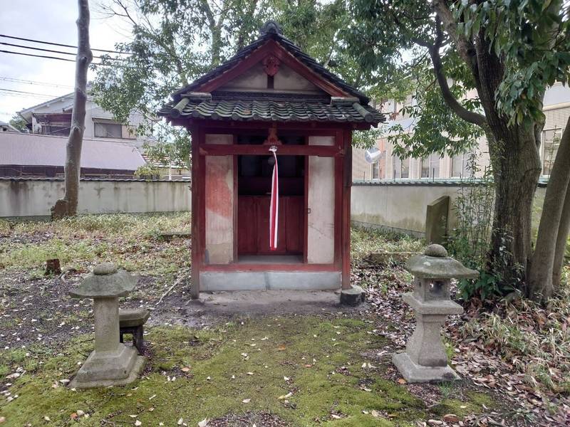 植槻八幡神社,奈良県大和郡山市植槻町5-2