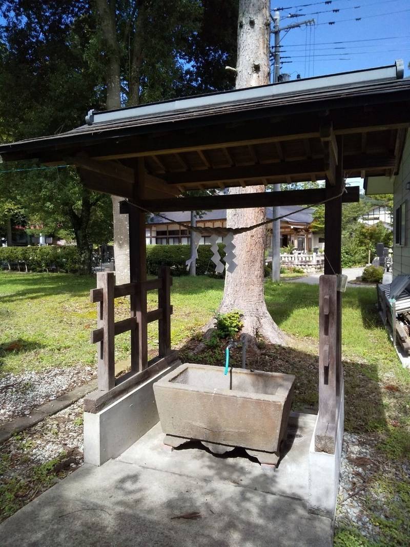 白山神社,山形県西村山郡朝日町大谷738