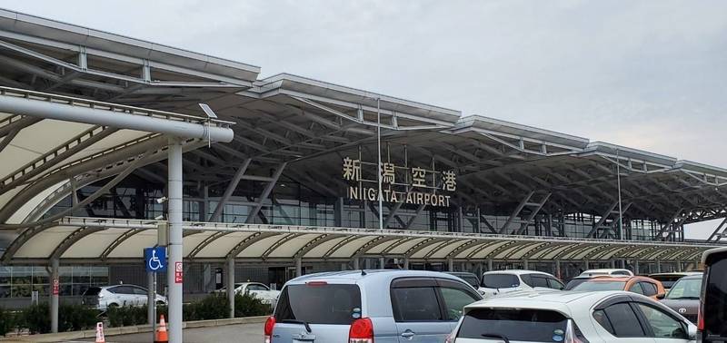 新潟空港,新潟県新潟市東区松浜町