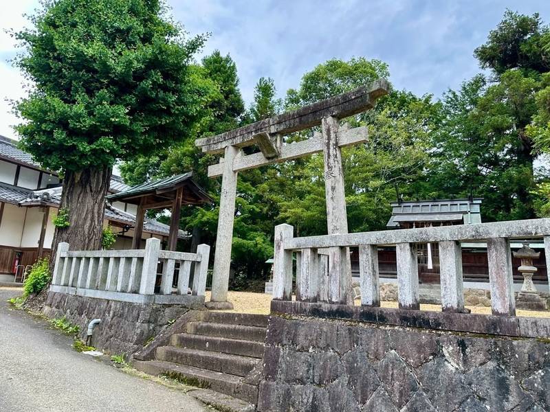 八阪神社,奈良県宇陀市榛原足立８８