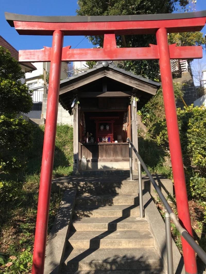 斎東正一位稲荷大明神,神奈川県横浜市旭区 本村町57-59