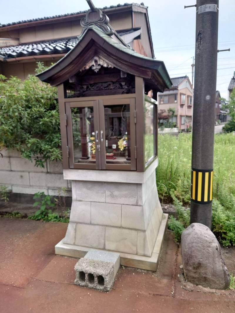 藤乃宮,富山県射水市本町１丁目５−８