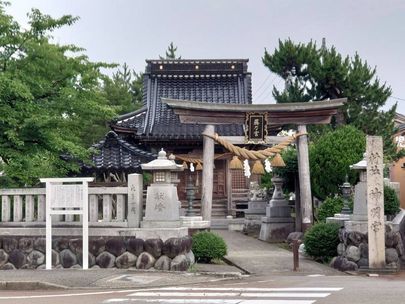 藤乃宮,富山県射水市本町１丁目５−８