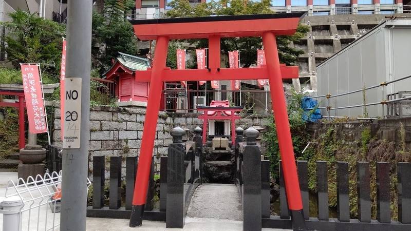 福満弁財天,神奈川県横浜市西区宮崎町30 成田山横浜別院延命院内