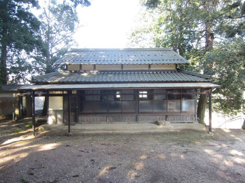 齋神社  (下替地町),京都府綾部市下替地町塚畑８