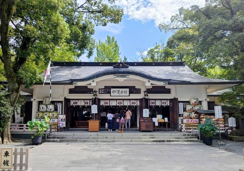 加藤神社,熊本県熊本市中央区本丸2-1
