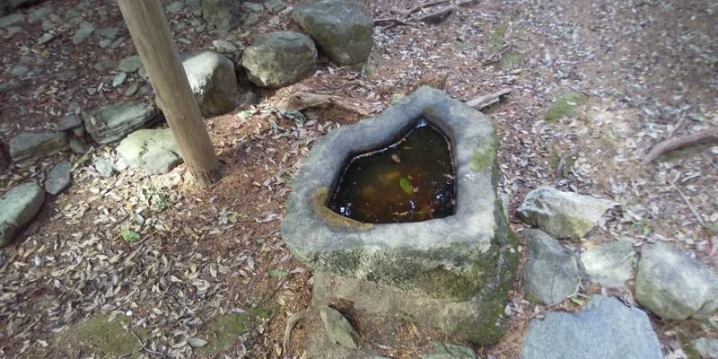 朝熊山神社,三重県伊勢市朝熊町 朝熊岳道四丁石付近