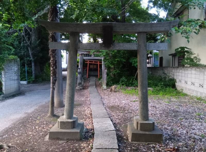 粂森稲荷神社,埼玉県草加市吉町5-7-13付近