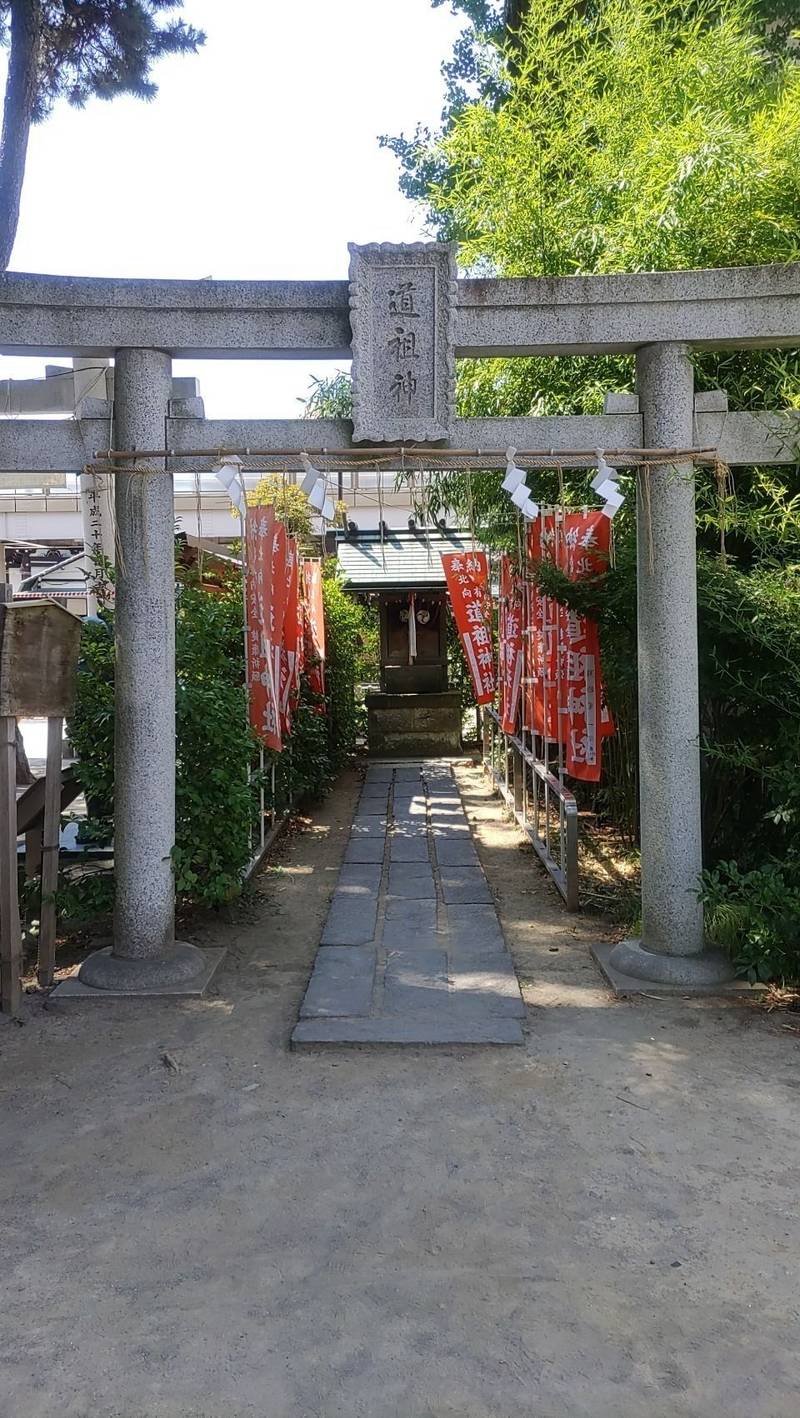 亀有北向道祖神  (亀有香取神社境内社),東京都葛飾区亀有3丁目42-24