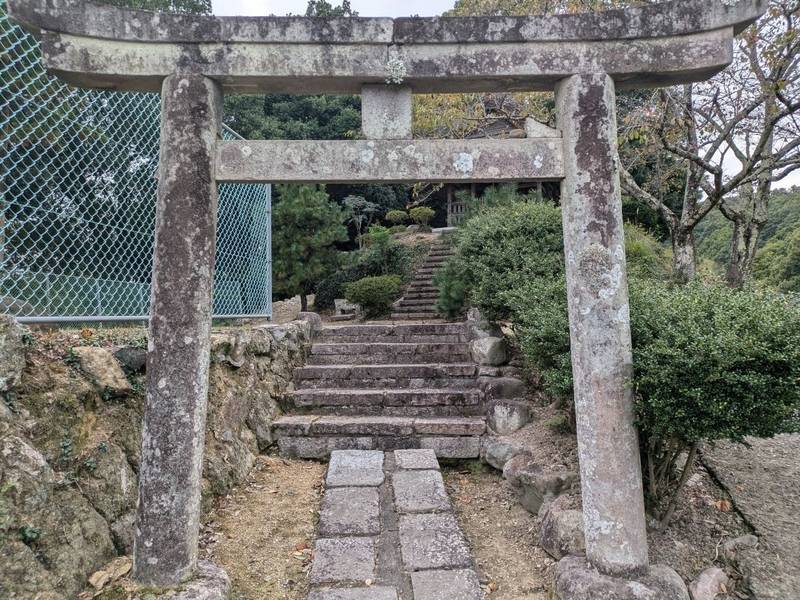 山平神社,兵庫県神戸市北区淡河町行原31